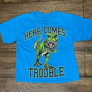 Here Comes Trouble Dinosaur Graphic Kids T-Shirt